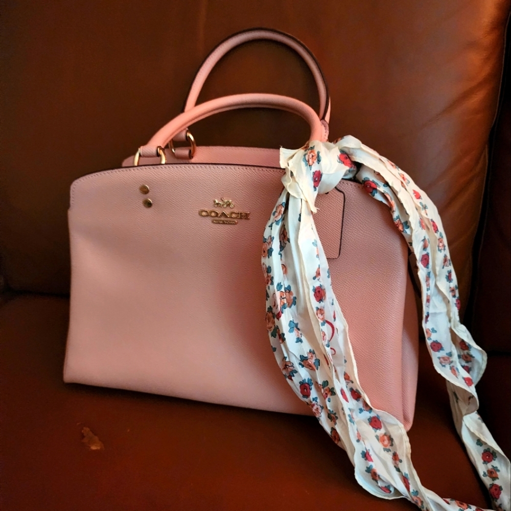 Coach Lillie Carryall in Pink